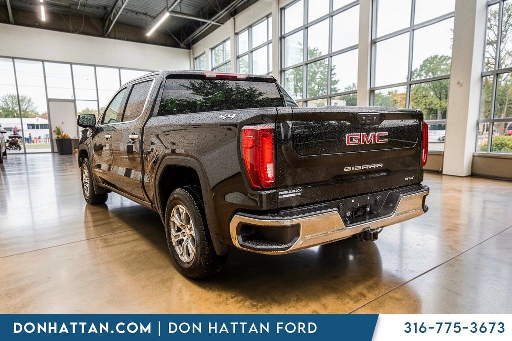 Used 2025 GMC Sierra 1500 SLT AWD/4WD image 25