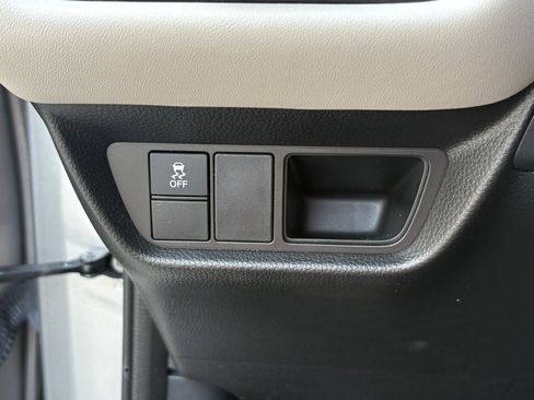 Certified 2024 Honda HR-V EX-L image 8