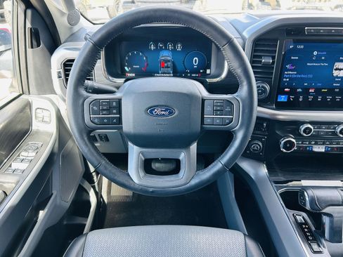 Used 2024 Ford F150 Lariat w/ FX4 Off-Road Package image 19