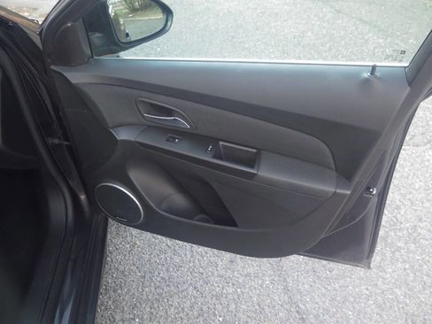 Used 2015 Chevrolet Cruze LT w/ Sun And Sound Package FWD image 35