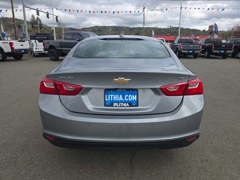 Used 2024 Chevrolet Malibu LT image 4