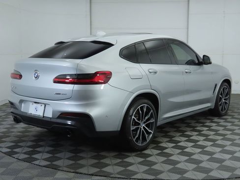 Used 2021 BMW X4 xDrive30i w/ M Sport Package image 5