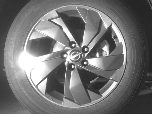 Used 2025 Nissan Rogue SV FWD image 13