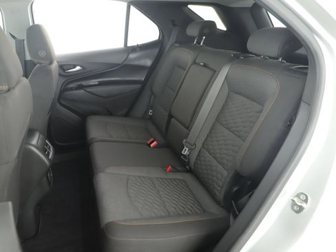 Used 2020 Chevrolet Equinox LT image 22
