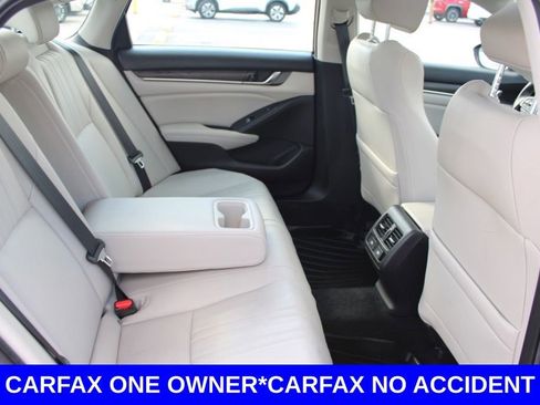 Used 2020 Honda Accord Touring image 19