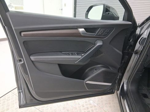 Used 2023 Audi Q5 2.0T Premium Plus w/ Premium Plus Package image 21