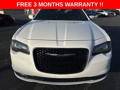 Used 2019 Chrysler 300 S AWD/4WD image 30