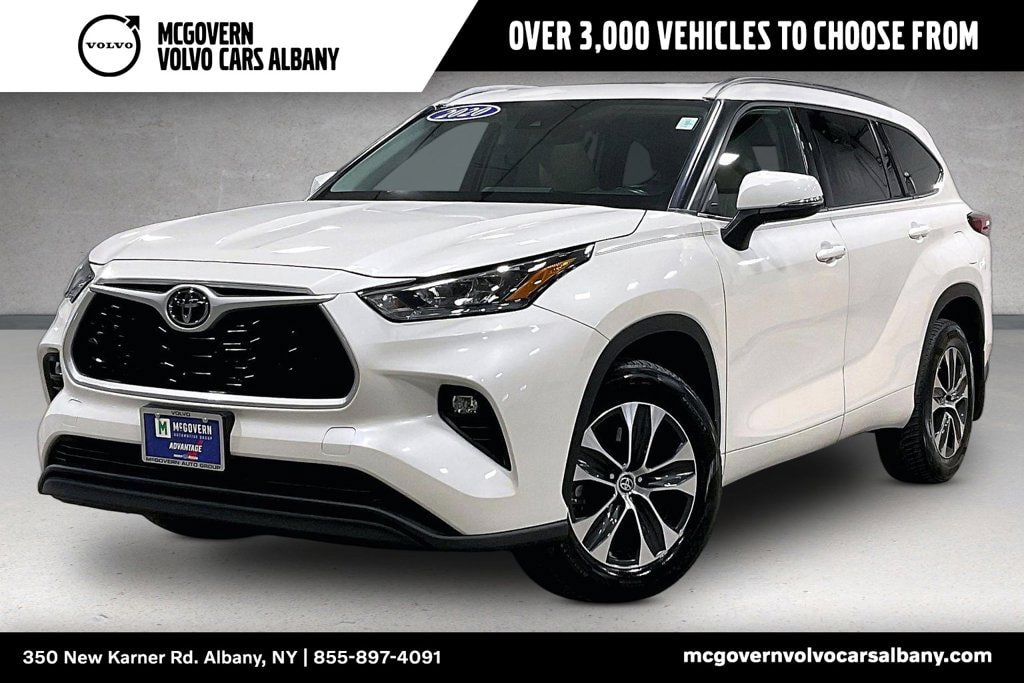 Used 2020 Toyota Highlander XLE AWD/4WD image 1