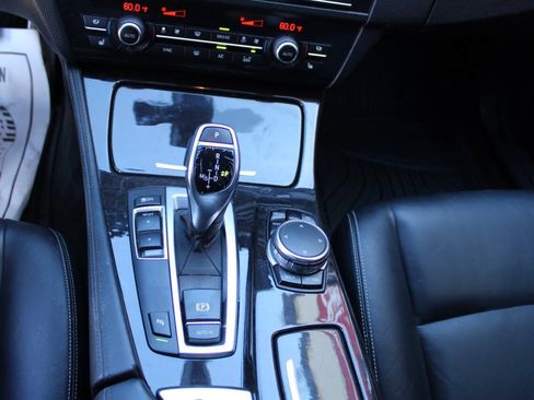 Used 2016 BMW 528i Sedan RWD image 16