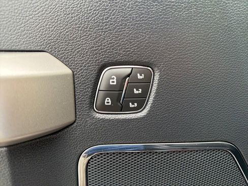 Used 2022 Ford F350 Lariat w/ Lariat Ultimate Package image 34