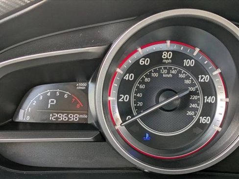 Used 2016 MAZDA MAZDA3 i Grand Touring image 11