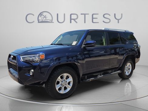 Used 2016 Toyota 4Runner SR5 RWD image 1