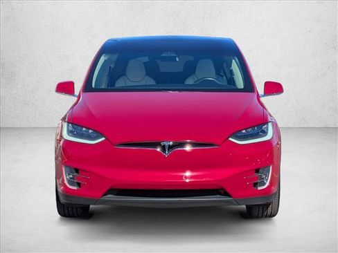 Used 2018 Tesla Model X 100D image 2