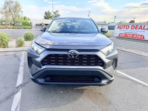 Used 2023 Toyota RAV4 LE FWD image 2