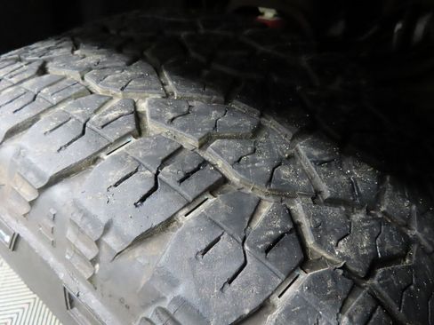 Used 2024 GMC Sierra 3500 Denali w/ Denali Reserve Package image 7