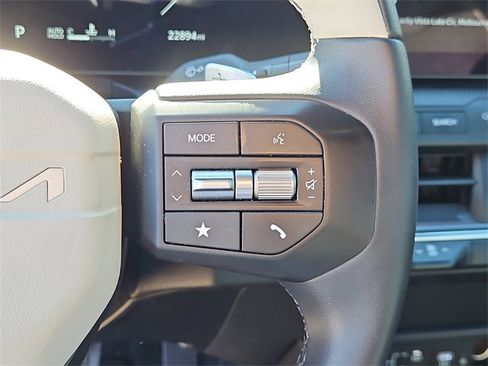 Certified 2025 Kia K4 GT-Line image 19