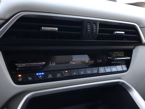 Certified 2024 MAZDA CX-90 Plug-In Hybrid w/ Premium Plus image 16