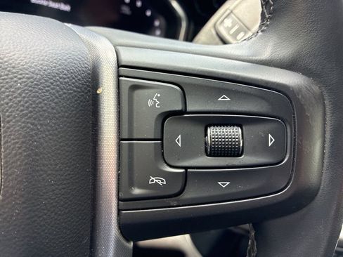 Used 2023 GMC Sierra 1500 Elevation image 11