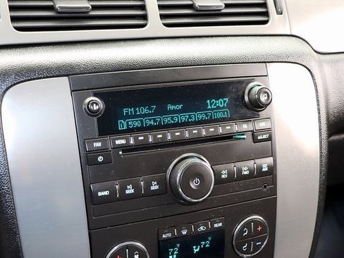 Used 2014 Chevrolet Tahoe LT w/ Suspension Package, Off-Road image 18