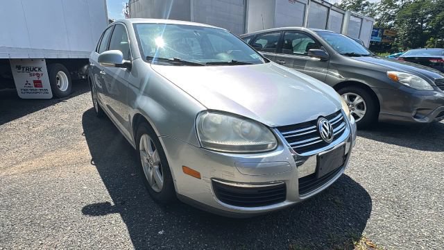 Used 2009 Volkswagen Jetta SEL FWD image 3