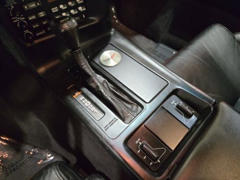 Used 1996 Chevrolet Corvette Coupe image 14