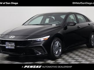 Used 2024 Hyundai Elantra SEL FWD video 1