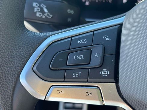 Used 2023 Volkswagen Jetta Sport image 21