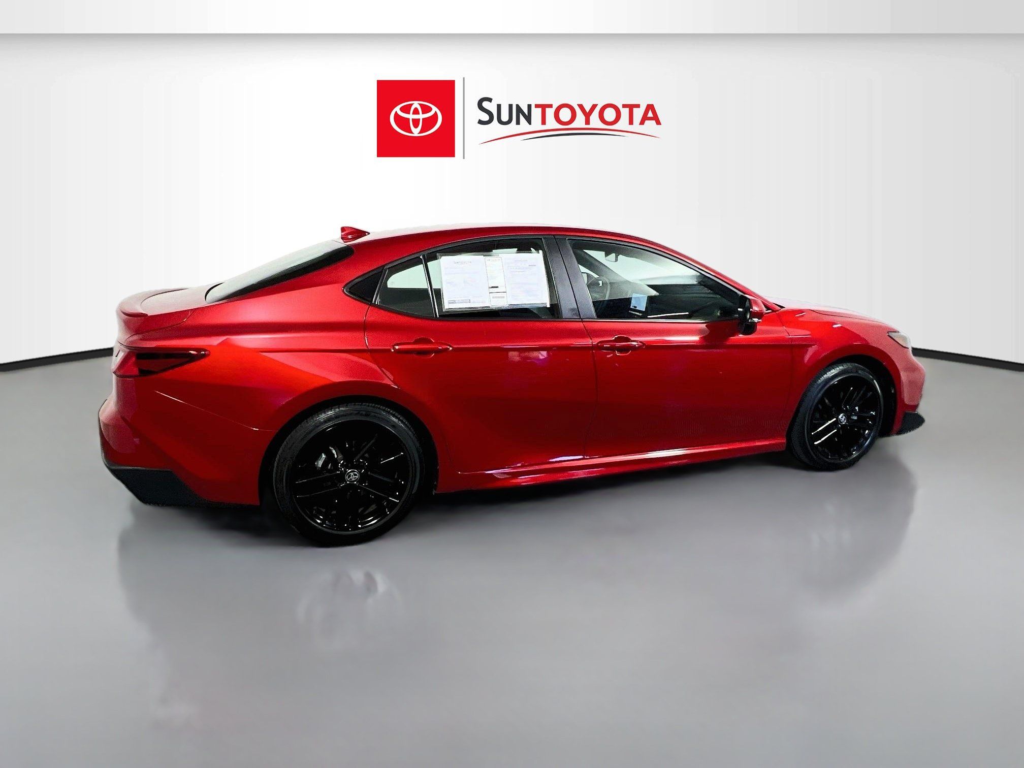 Used 2026 Toyota Camry SE w/ Convenience Package FWD image 4