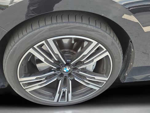 Used 2024 BMW 760i xDrive w/ Premium Package 2 AWD/4WD image 37