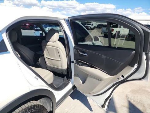 Used 2019 Cadillac XT4 Luxury image 23