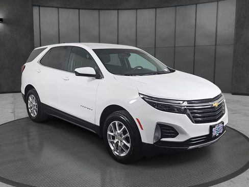 Used 2022 Chevrolet Equinox LT AWD/4WD image 3
