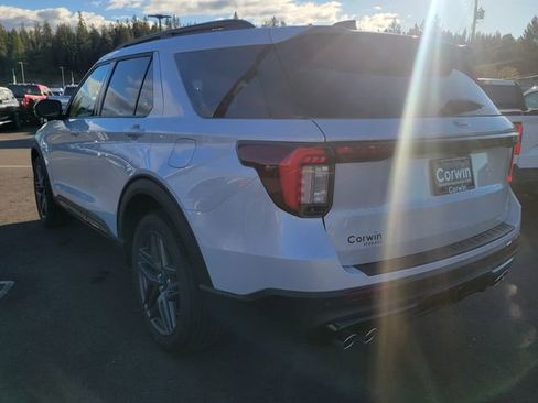 New 2026 Ford Explorer ST w/ Sun And Sound Package image 14