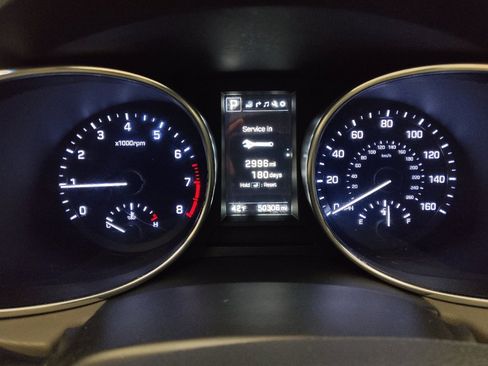 Used 2017 Hyundai Santa Fe Sport image 23