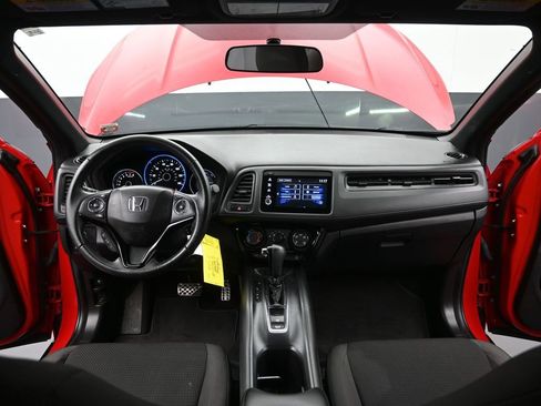 Used 2022 Honda HR-V Sport image 24