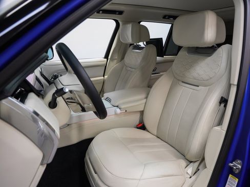 Used 2024 Land Rover Range Rover SV image 70