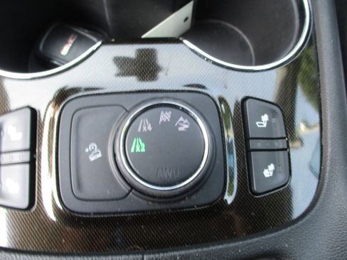 Used 2020 GMC Acadia AT4 AWD/4WD image 15