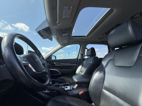 Used 2022 Kia Telluride S image 30