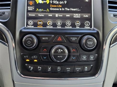 Used 2018 Jeep Grand Cherokee Summit image 16