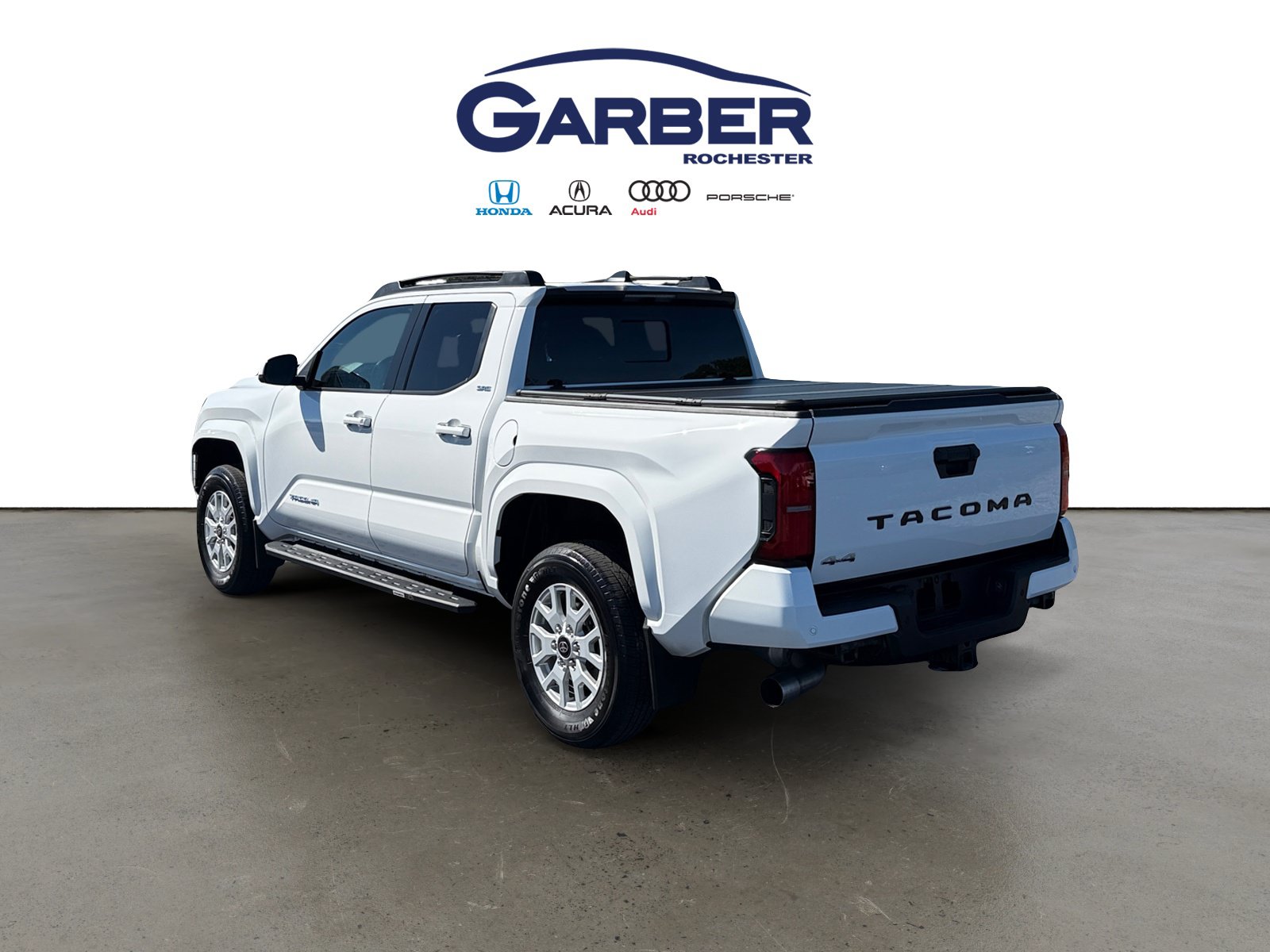 Used 2024 Toyota Tacoma SR5 AWD/4WD image 3