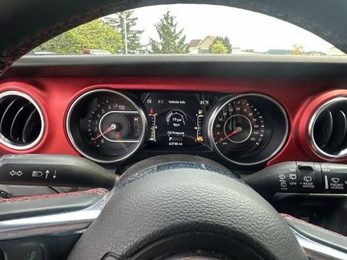 Used 2020 Jeep Wrangler Unlimited Rubicon w/ Dual Top Group image 31