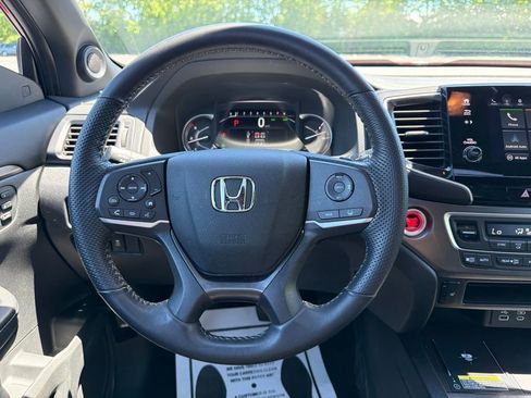 Certified 2025 Honda Passport EX-L image 13