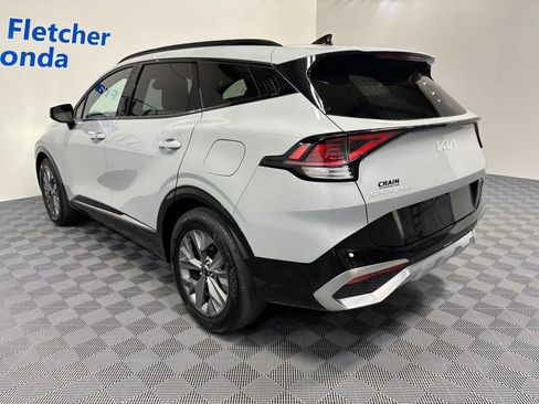 Used 2025 Kia Sportage SX FWD image 3