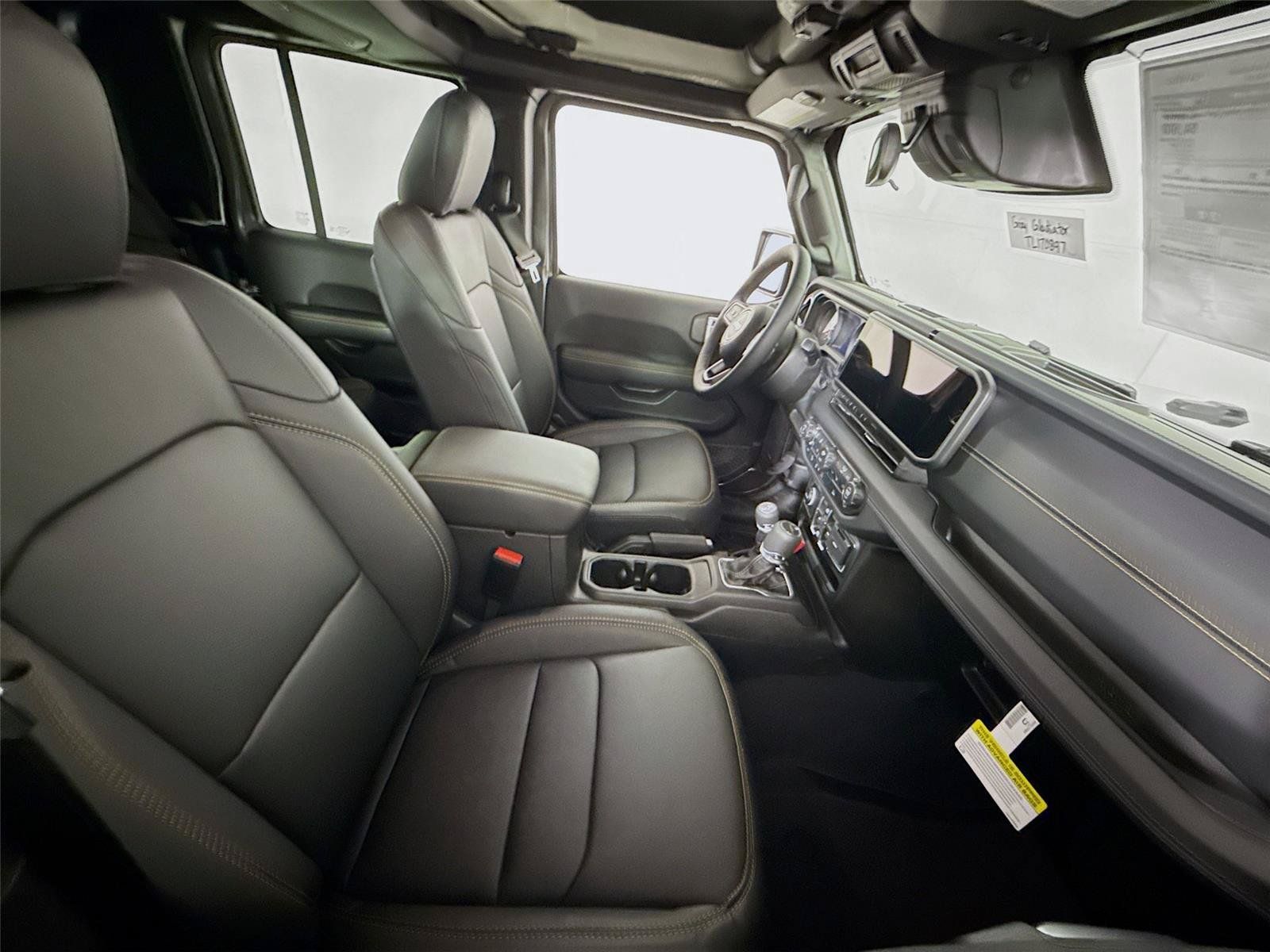 New 2026 Jeep Gladiator Sport AWD/4WD image 19
