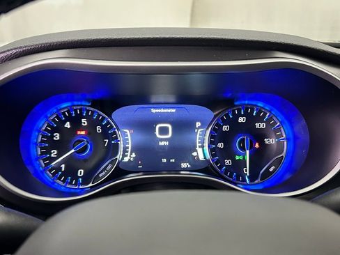 New 2026 Chrysler Pacifica Select image 29