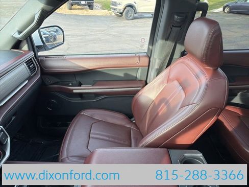 Used 2024 Ford Expedition Limited image 21