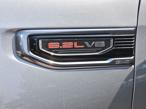 Used 2025 GMC Sierra 1500 AT4 w/ AT4 Premium Package AWD/4WD image 40