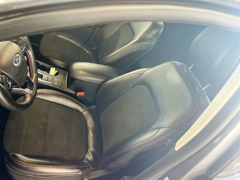 Used 2022 Ford Escape SEL w/ SEL Stealth AWD Package image 18