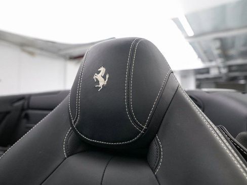 Used 2016 Ferrari California T image 46