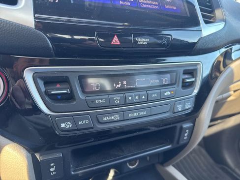 Used 2018 Honda Ridgeline RTL-E image 25