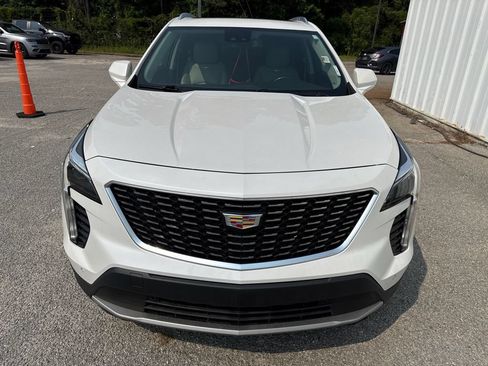 Used 2020 Cadillac XT4 Premium Luxury w/ Driver Awareness Package FWD image 3